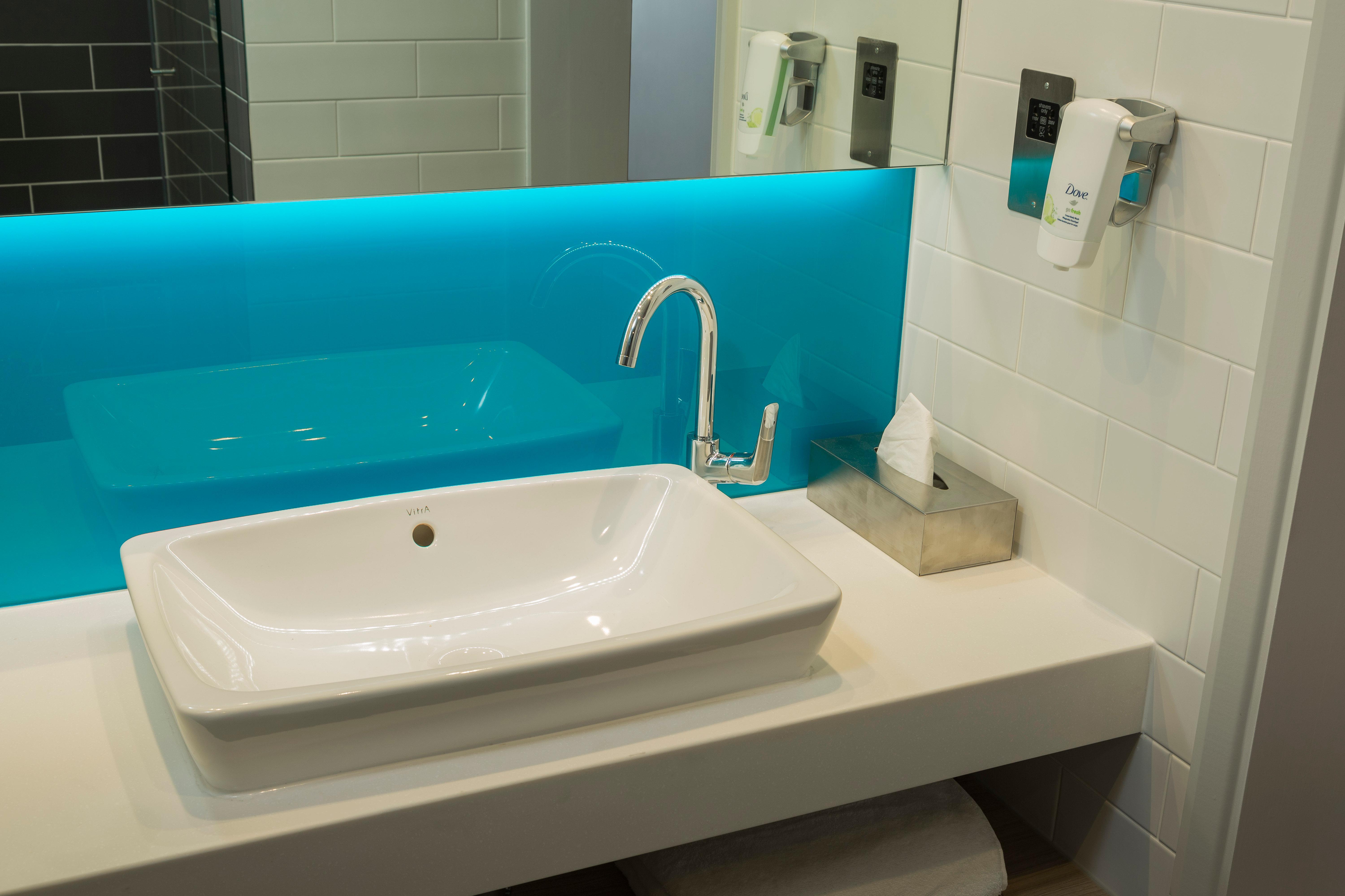 Holiday Inn Express St. Albans - M25, Jct.22 St Albans Екстериор снимка