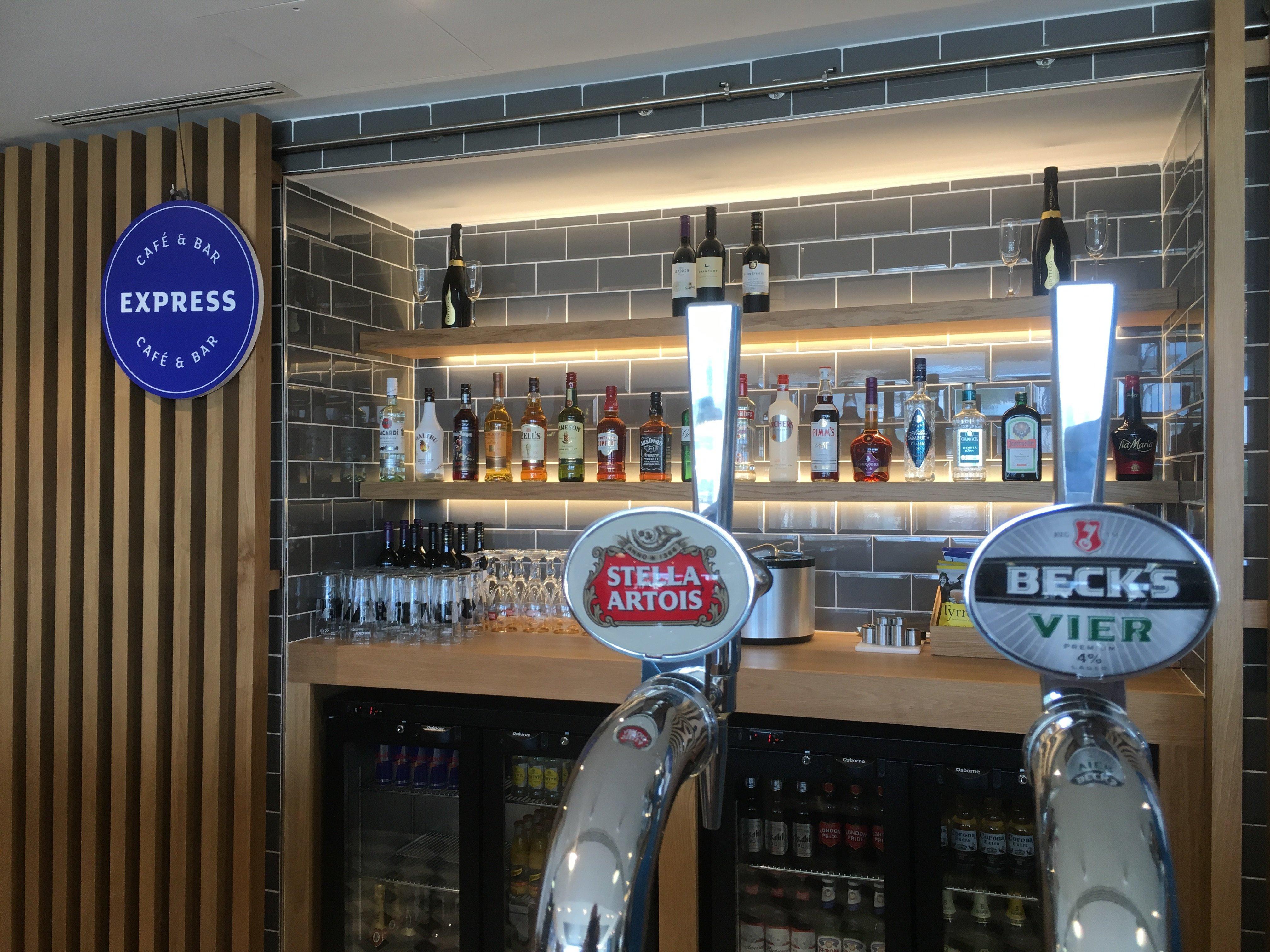 Holiday Inn Express St. Albans - M25, Jct.22 St Albans Екстериор снимка